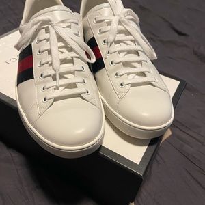 Gucci sneakers size 9Uk/10Us